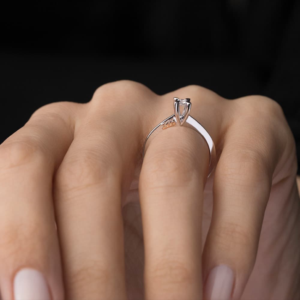 0,08 Karat Forevermark Tektaş Pırlanta Yüzük